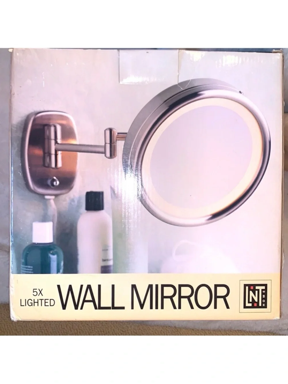 LINENS N THINGS 5X MAGNIFICATION LIGHTED WALL MIRROR NIB